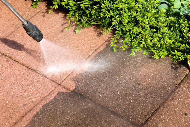 Why Choose Our Certified Pressure Washing Experts for Your Project Needs in Yakima, WA?